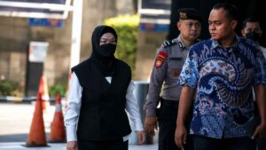 Bupati Sukoharjo Etik Suryani Jadi Tersangka Dugaan Pemerasan oleh KPK