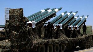 Houthi Gempur Arab Saudi dengan Rudal Balistik Mematikan
