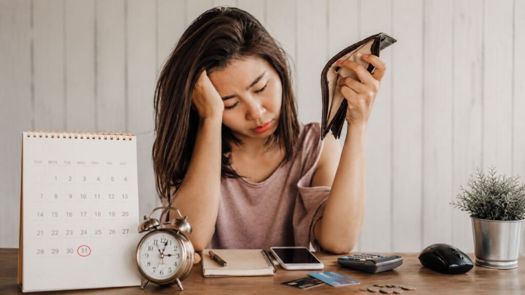 Mengapa Orang Berutang Kerap Emosional Saat Ditagih? Ini Penjelasan Psikologisnya