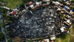 Kebakaran Kampung Adat Sade Hanguskan 75 Rumah, Kerugian Capai Rp34 Miliar